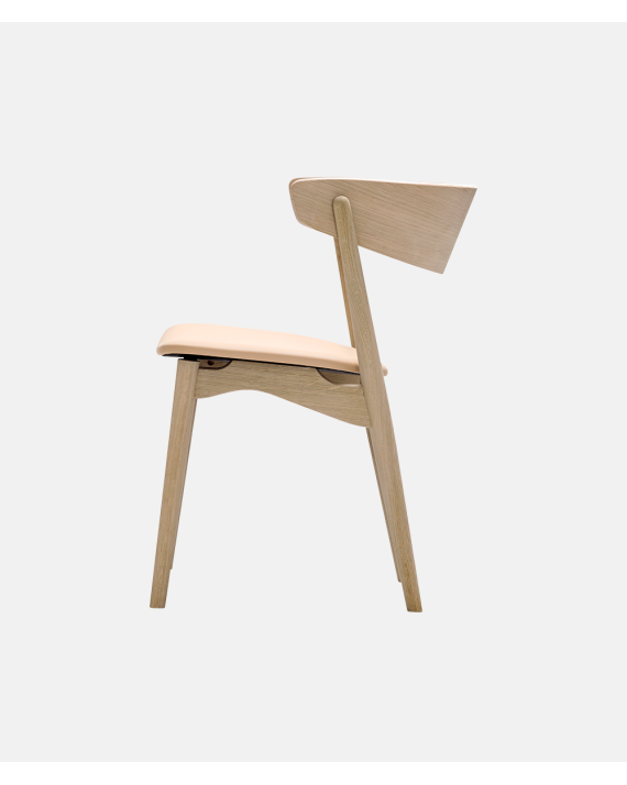 Sibast No 7 Dining Chair Oak Soap Leather Spectrum Honey