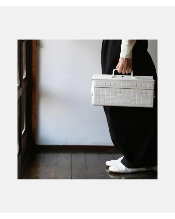 Toyo Toolbox ST 350 White