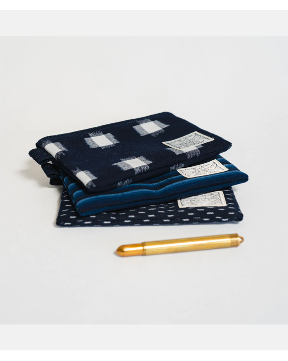 Okamoto Shoten - pouch M - Ishiwaarerare